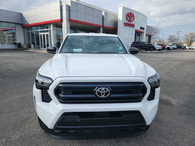 Certified 2025 Toyota Tacoma SR AWD/4WD image 2
