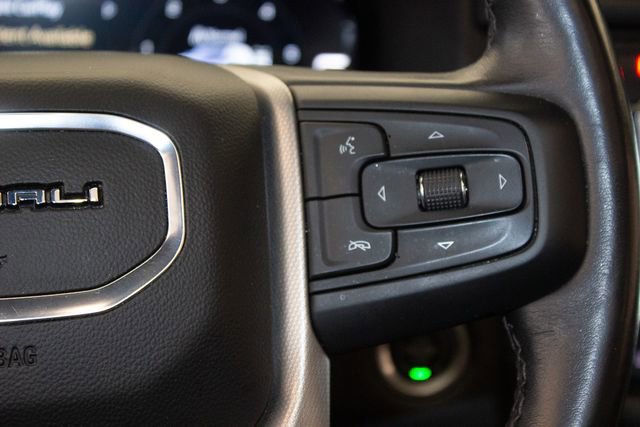 Used 2022 GMC Yukon XL Denali w/ Denali Premium Package image 29