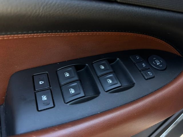 Used 2015 Cadillac Escalade Premium image 14