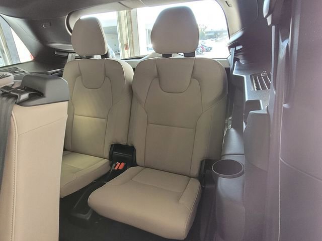 New 2026 Volvo XC90 B6 Core w/ Protection Package AWD/4WD image 11