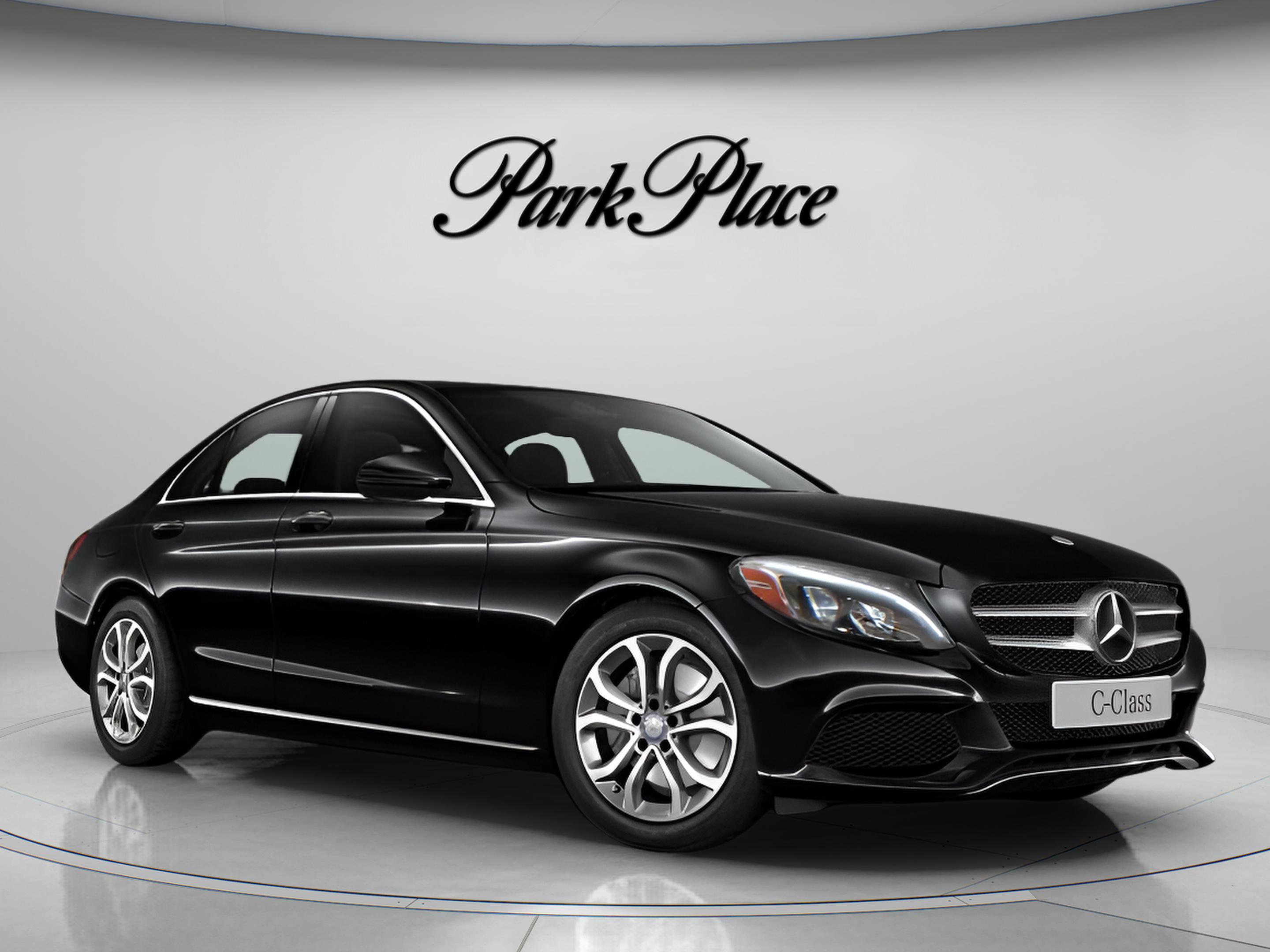 Used 2017 Mercedes-Benz C 300 Sedan image 31