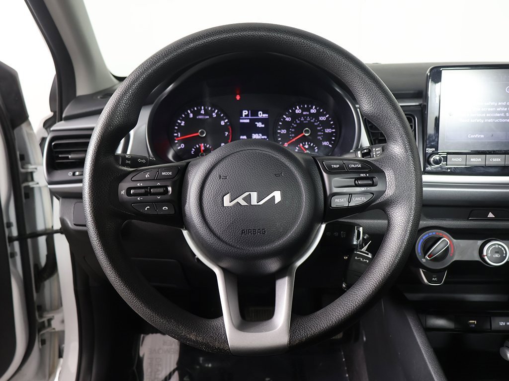 Used 2023 Kia Rio S image 31