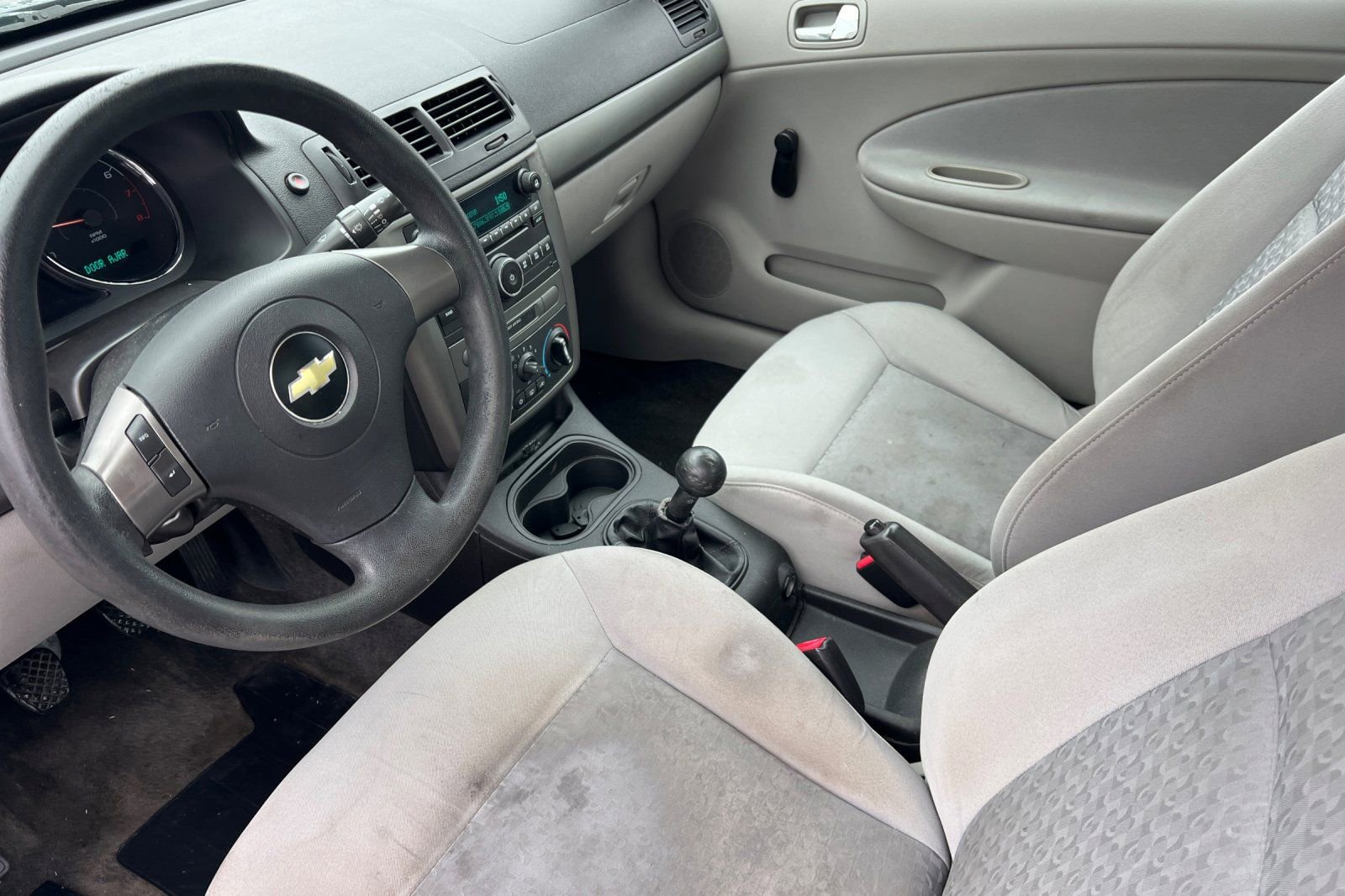 Used 2009 Chevrolet Cobalt LS image 7