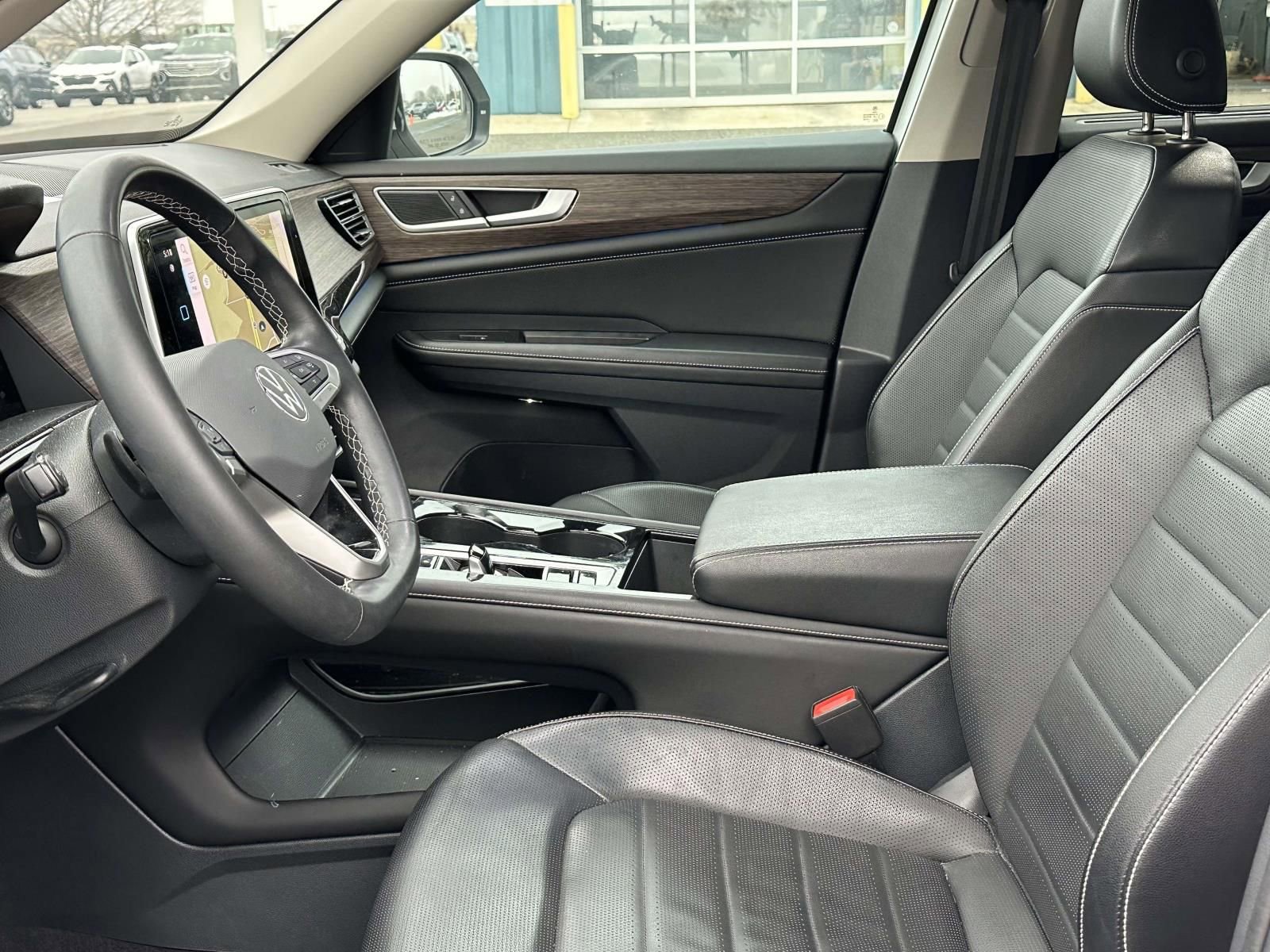 Certified 2024 Volkswagen Atlas SEL image 8