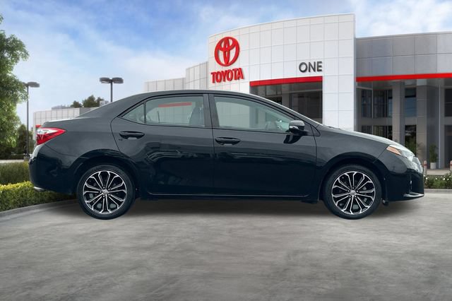Used 2015 Toyota Corolla S FWD image 3