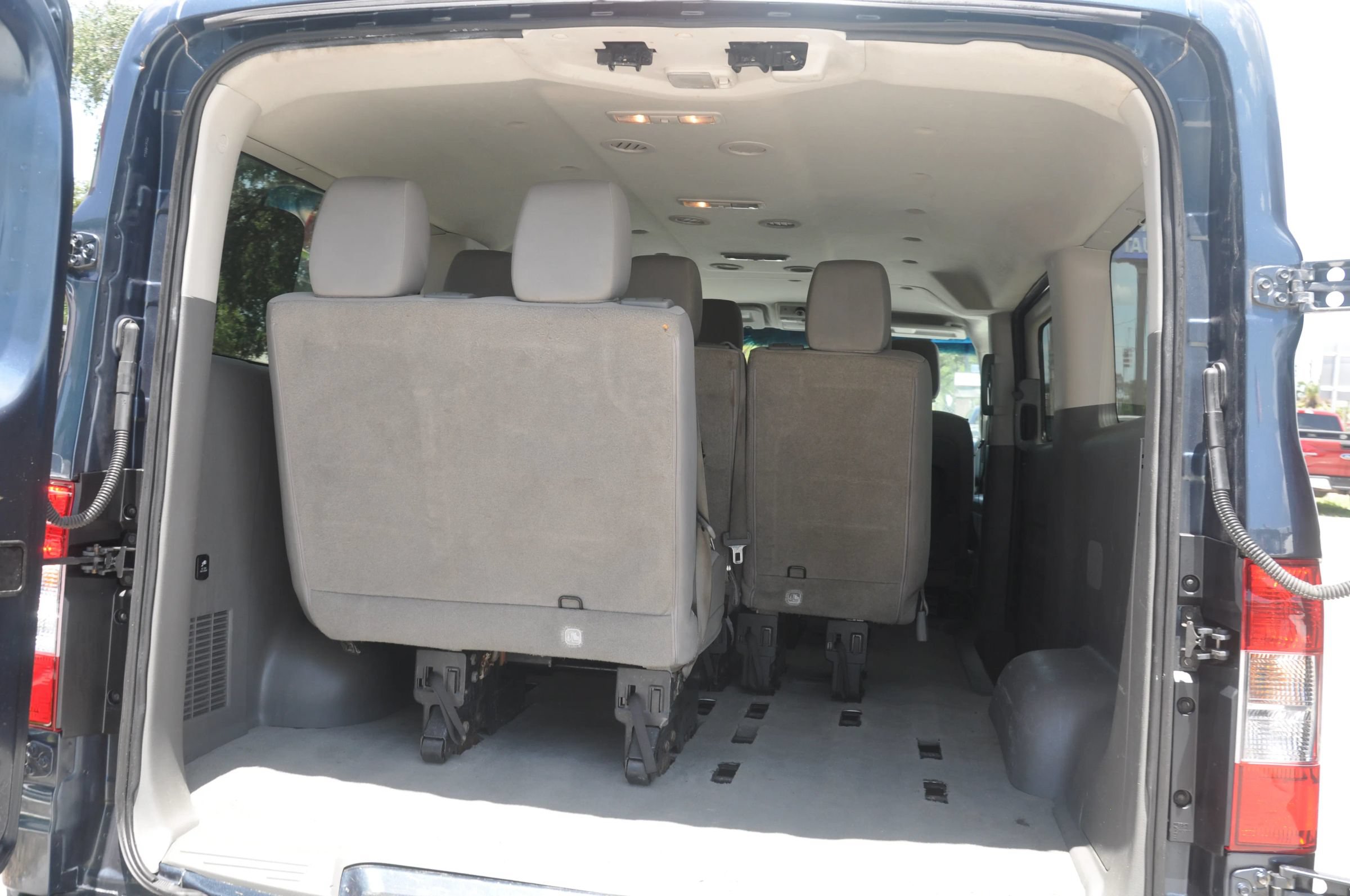Used 2013 Nissan NV 3500 SV w/ Technology Pkg RWD image 30