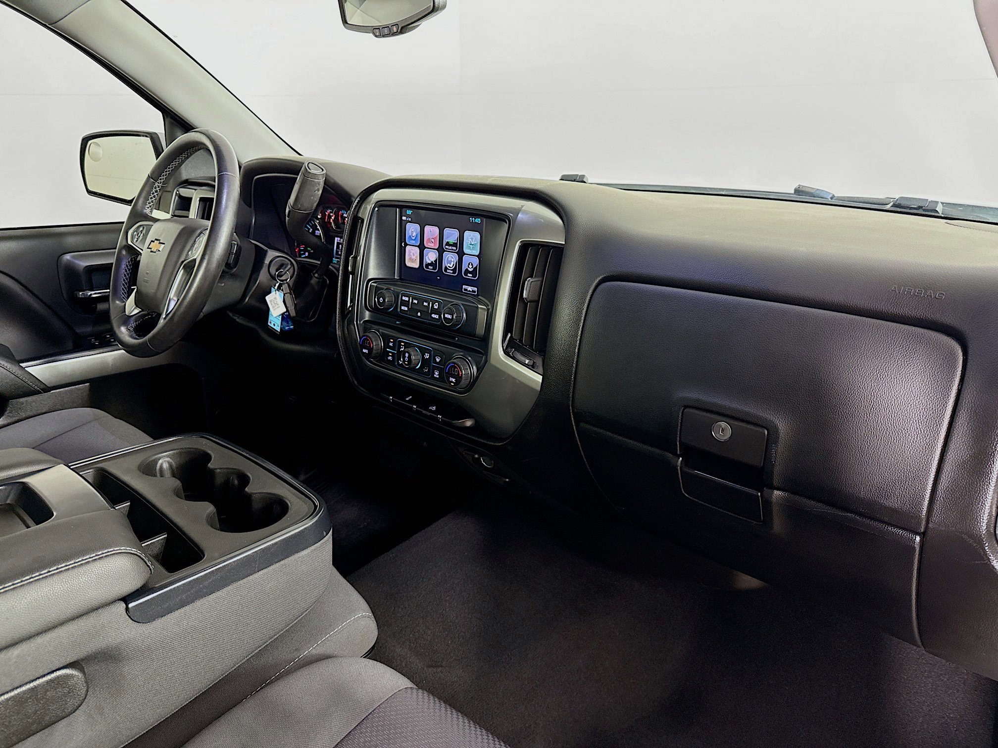 Used 2018 Chevrolet Silverado 1500 LT w/ All Star Edition image 34