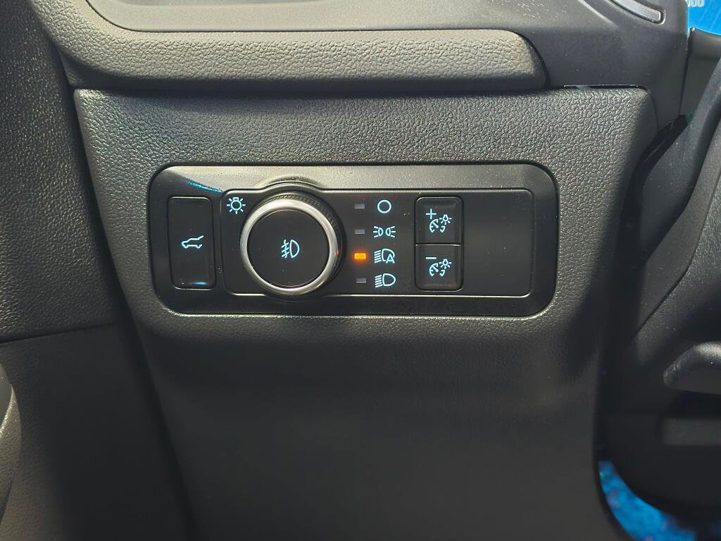 Used 2024 Ford Escape Platinum AWD/4WD image 25