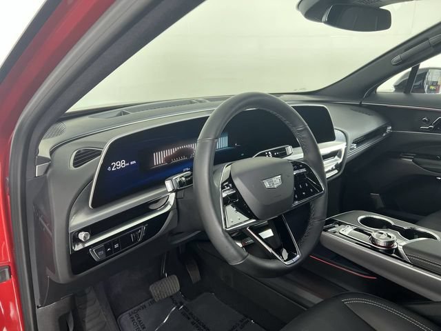 Used 2025 Cadillac Lyriq Sport AWD/4WD image 10