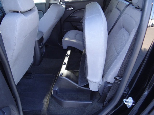 Used 2016 Chevrolet Colorado LT w/ LT Convenience Package RWD image 21