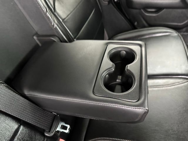 Used 2022 Jeep Wrangler Unlimited Sahara w/ Cold Weather Group image 35