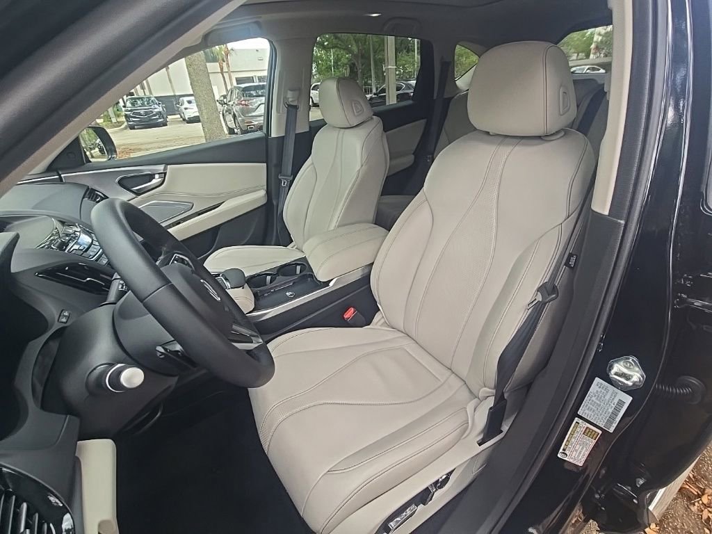 Certified 2025 Acura RDX SH-AWD w/ Technology Package image 17