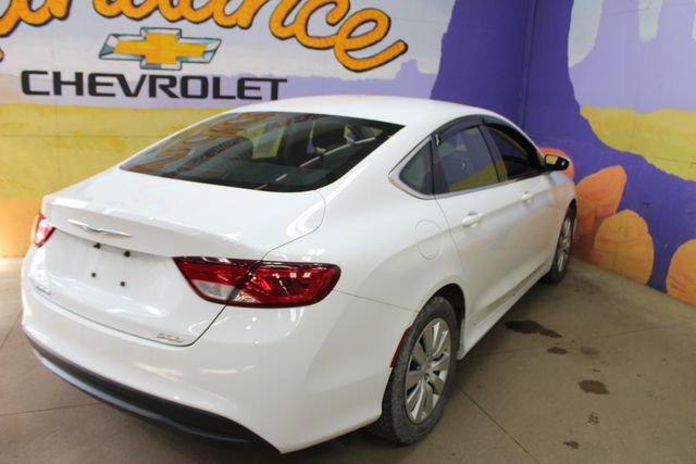 Used 2016 Chrysler 200 LX FWD image 8