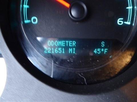 Used 2011 GMC Yukon Denali image 12