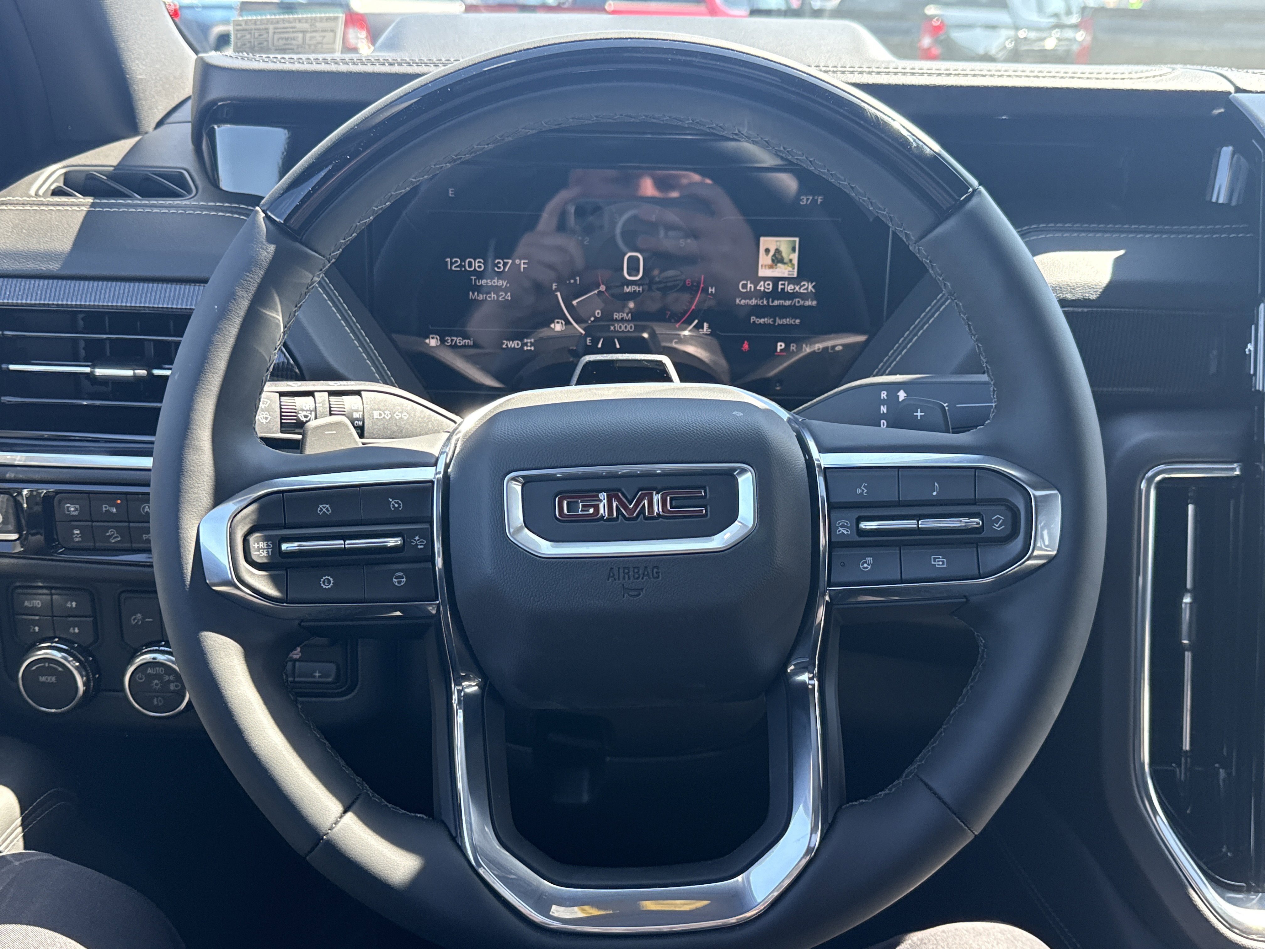 New 2026 GMC Yukon XL Elevation w/ Elevation Premium Package image 17