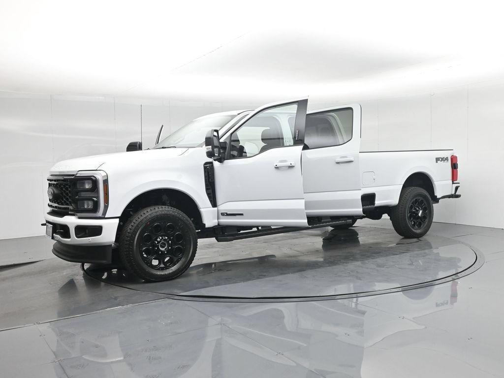 New 2026 Ford F250 Lariat w/ Black Appearance Package AWD/4WD image 5