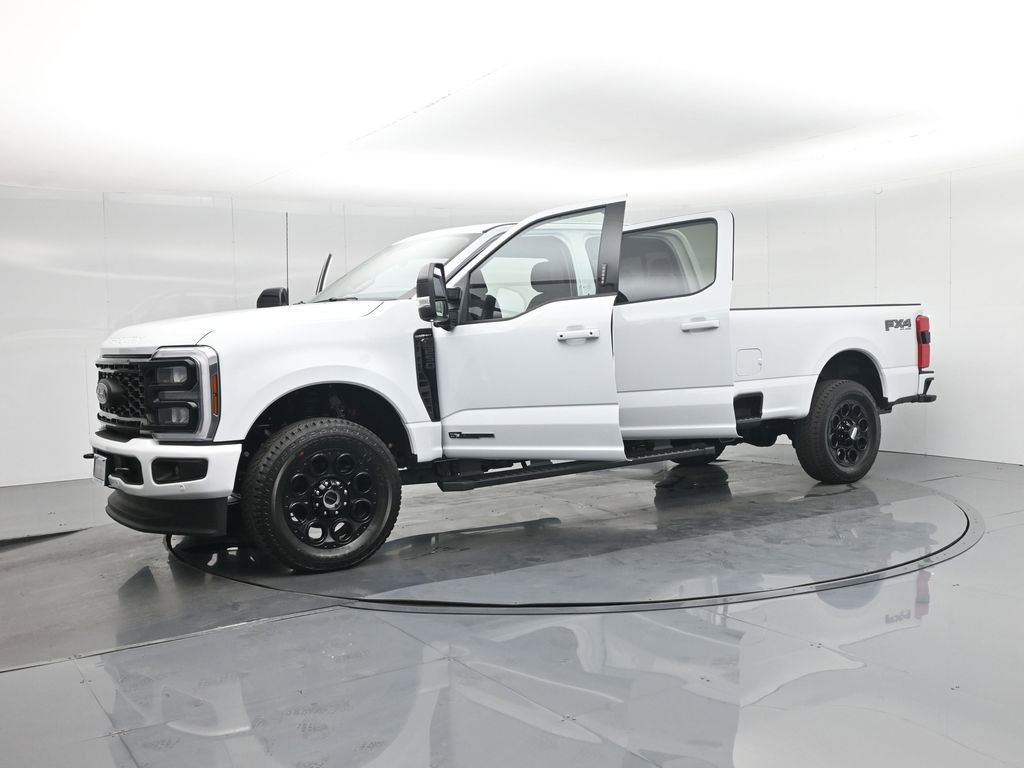 New 2026 Ford F250 Lariat w/ Black Appearance Package AWD/4WD image 5