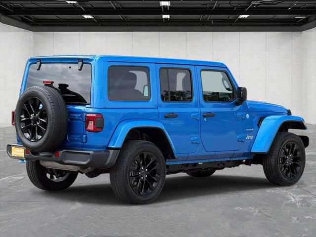 Used 2024 Jeep Wrangler Unlimited Sahara AWD/4WD image 5