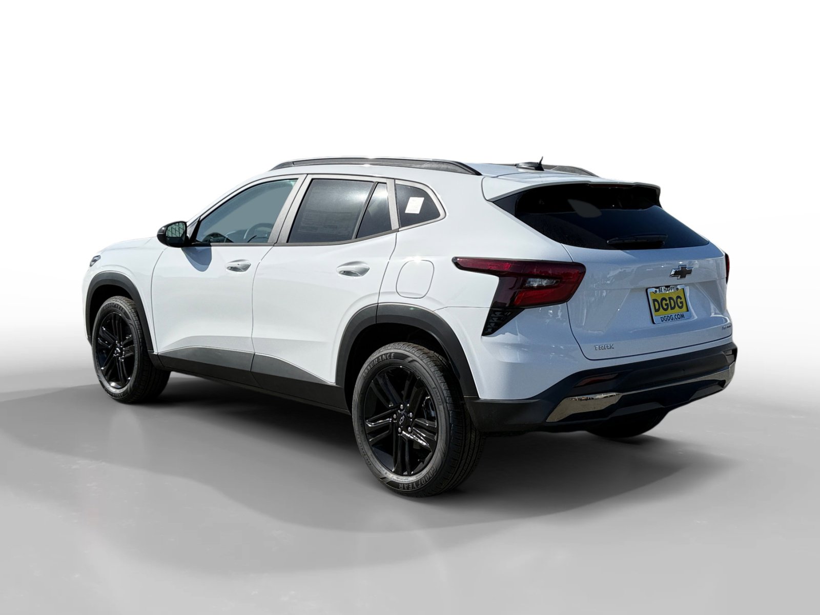 New 2026 Chevrolet Trax ACTIV w/ Driver Confidence Package FWD image 3