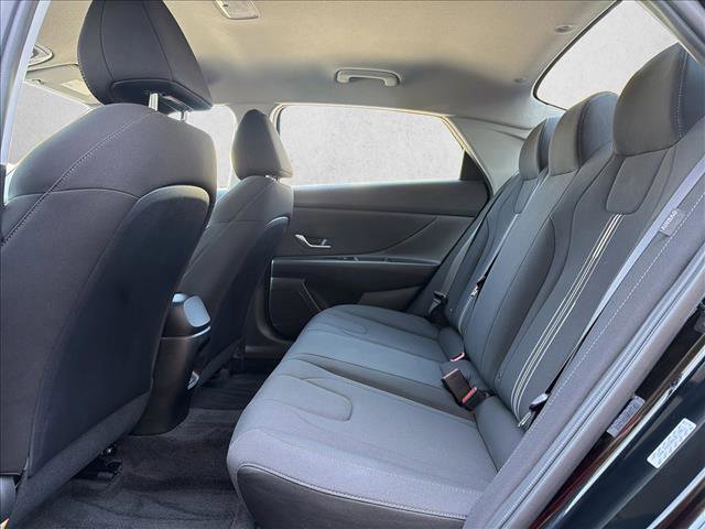 Used 2024 Hyundai Elantra SEL FWD image 22