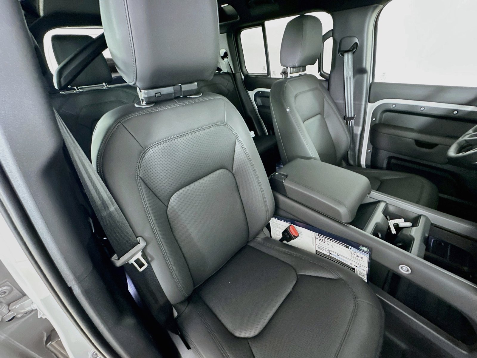 New 2026 Land Rover Defender 110 S AWD/4WD image 45