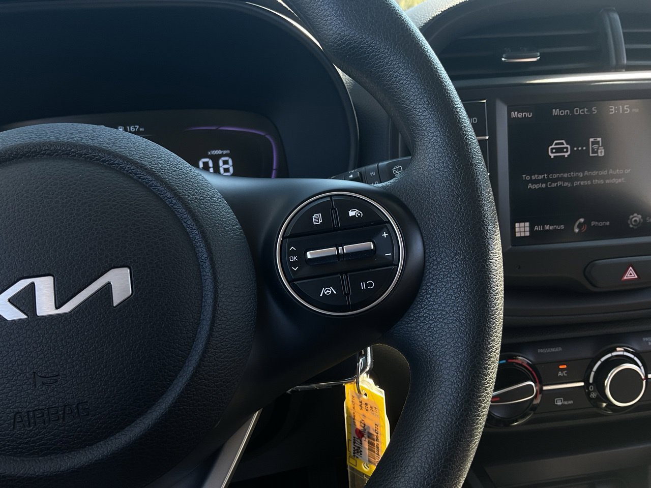 Used 2025 Kia Soul LX w/ LX Technology Package FWD image 32