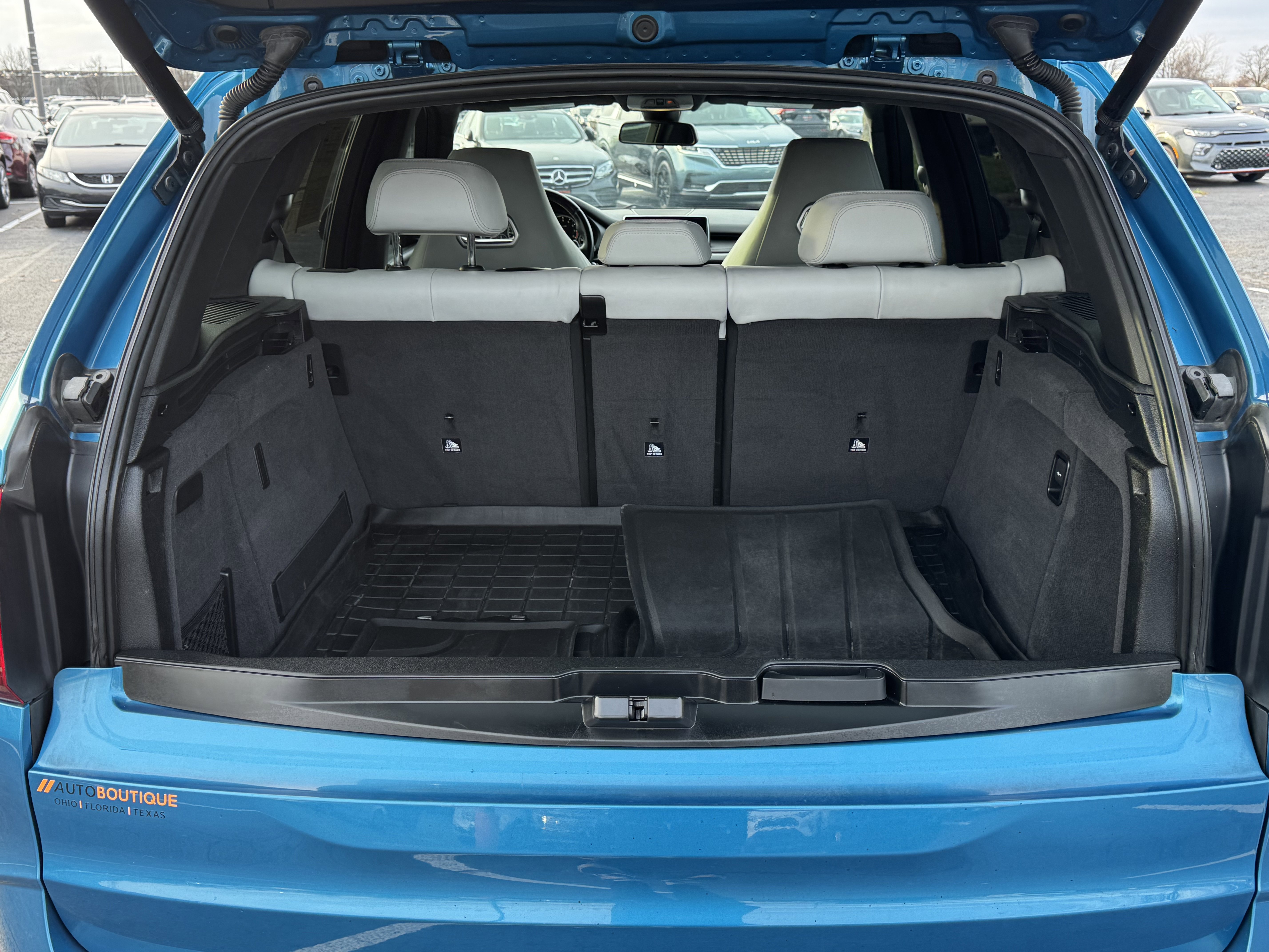 Used 2016 BMW X5 M image 16