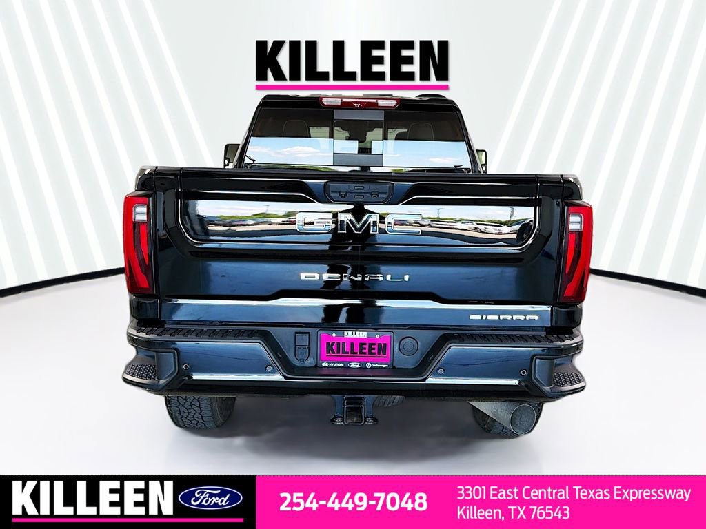 Used 2024 GMC Sierra 2500 Denali Ultimate AWD/4WD image 7