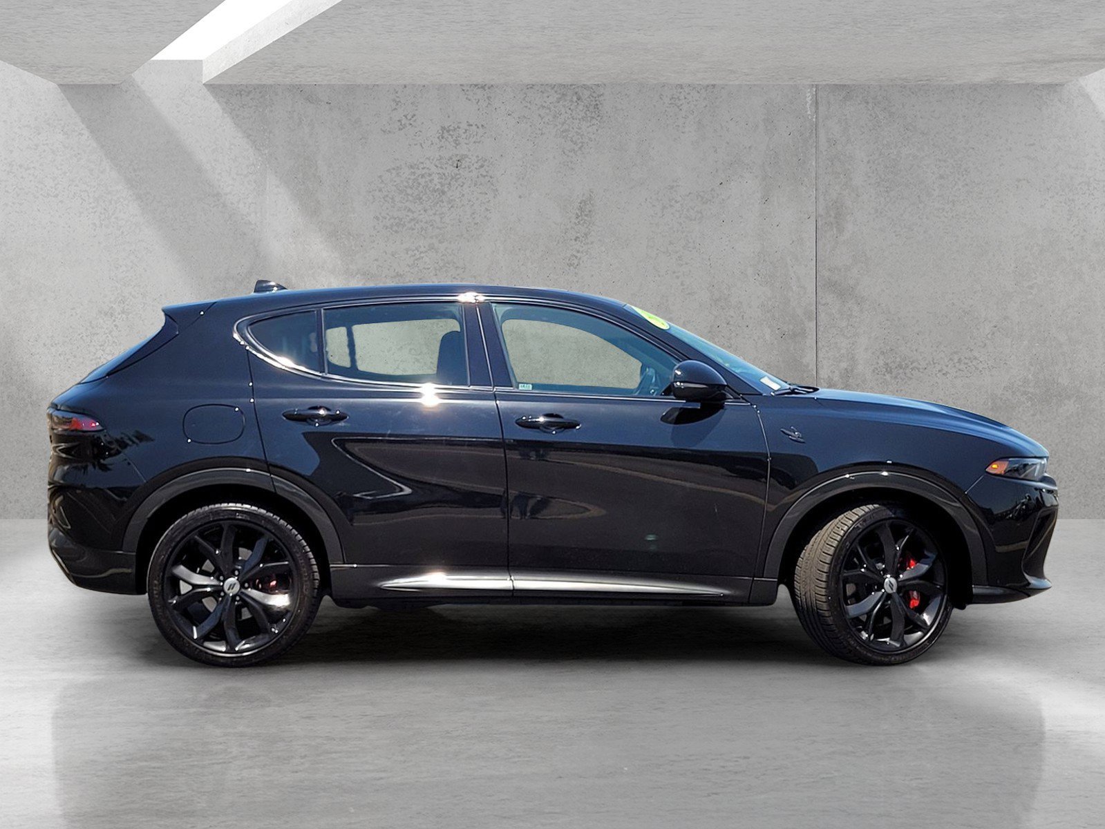 Used 2024 Dodge Hornet R/T Plus AWD/4WD image 4