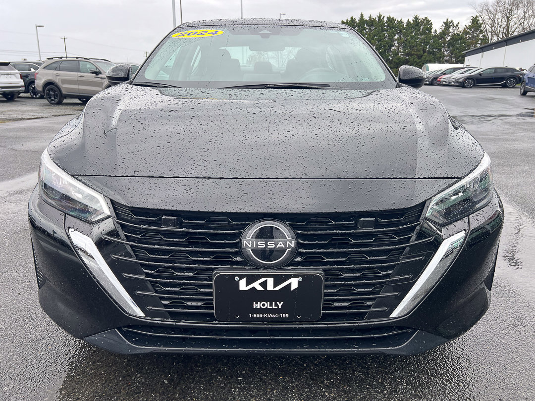 Used 2024 Nissan Sentra SV FWD image 10