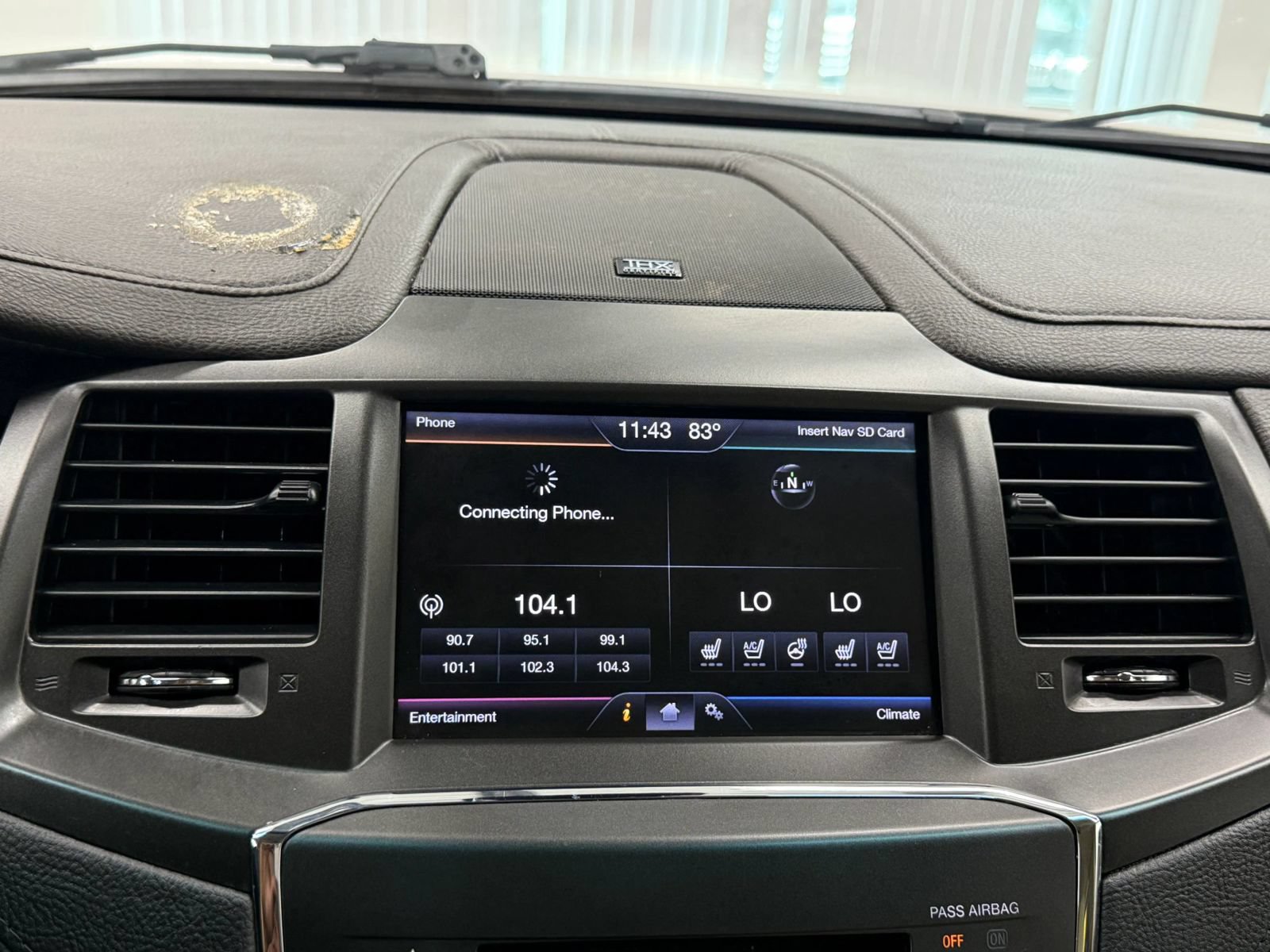 Used 2013 Lincoln MKS AWD image 31