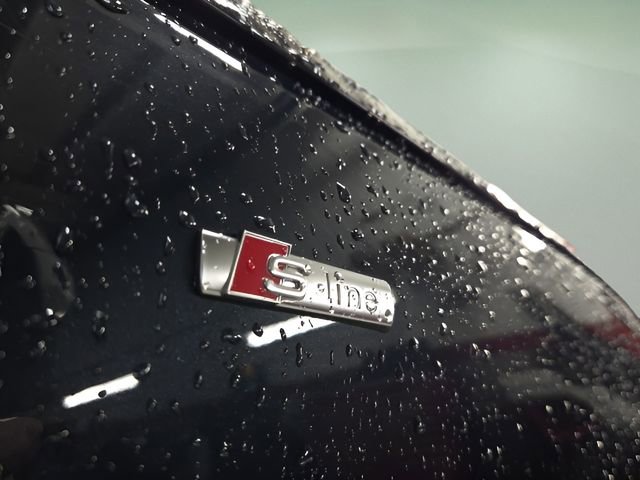 Used 2018 Audi A4 2.0T Premium Plus w/ Premium Plus Package AWD/4WD image 19