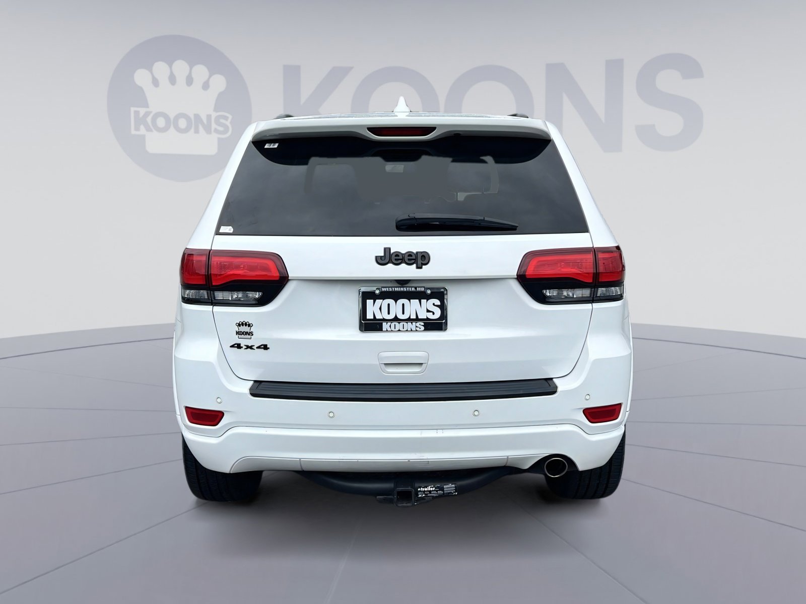 Used 2018 Jeep Grand Cherokee Altitude AWD/4WD image 5
