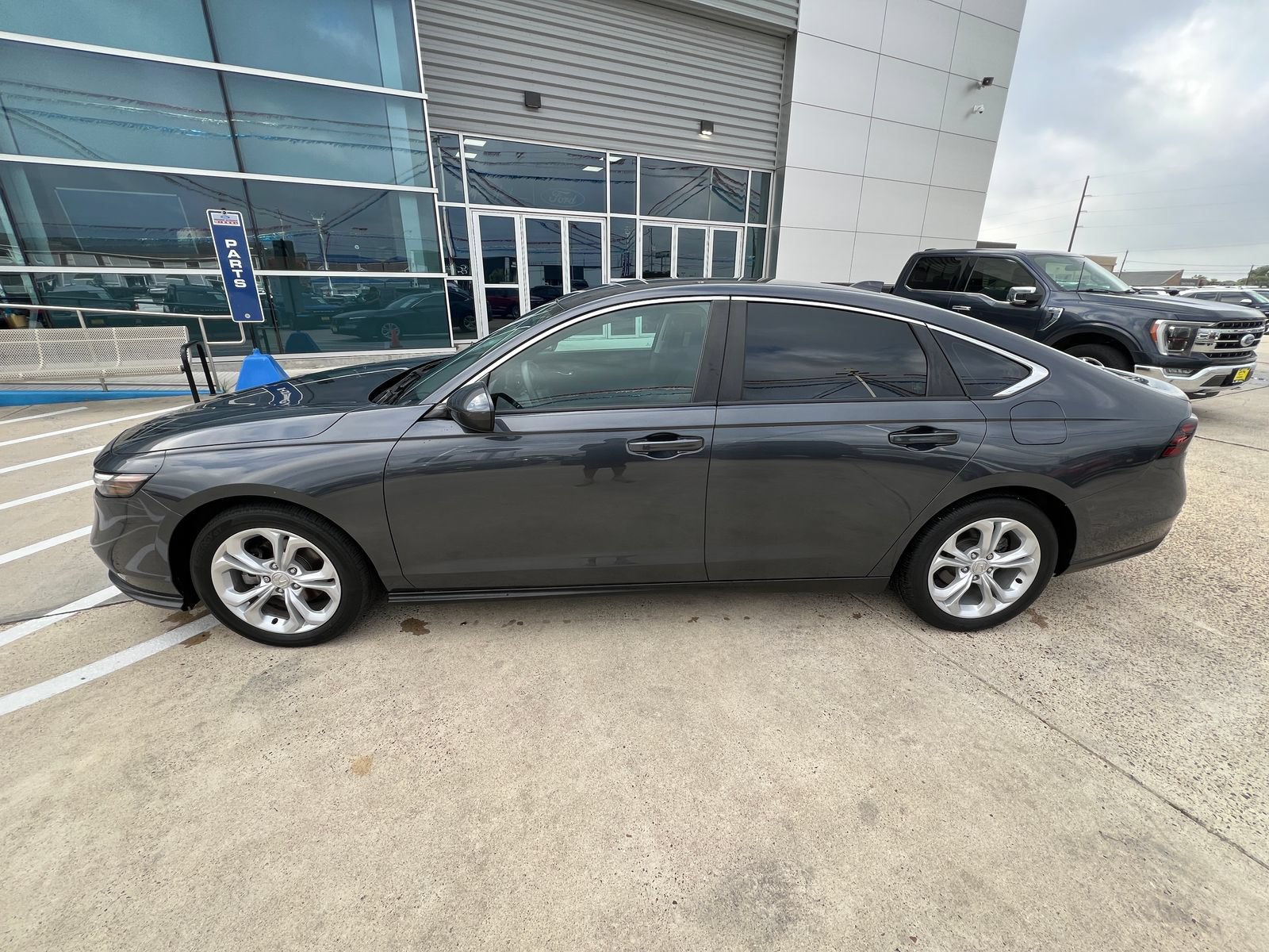 Used 2024 Honda Accord LX image 6