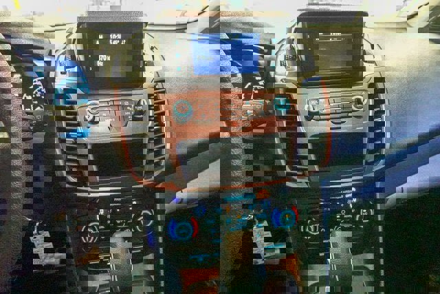 Used 2021 Ford Transit Connect XL image 16