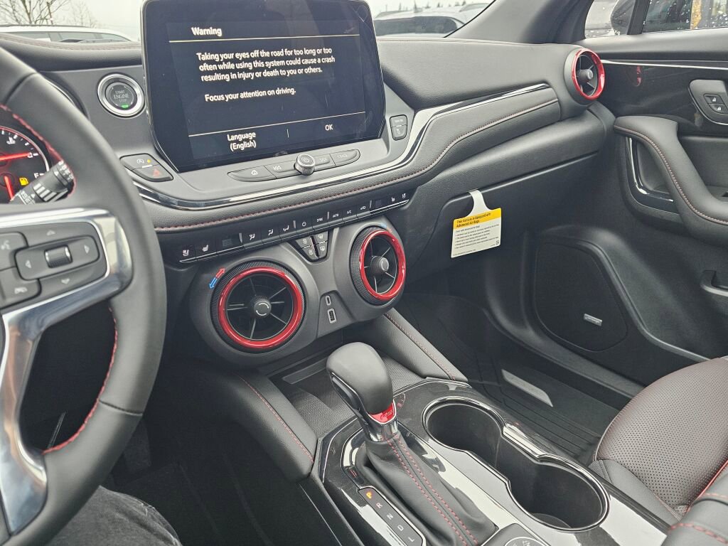 New 2025 Chevrolet Blazer RS w/ Driver Confidence II Package image 31
