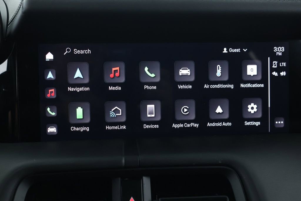 Used 2022 Porsche Taycan 4S image 17