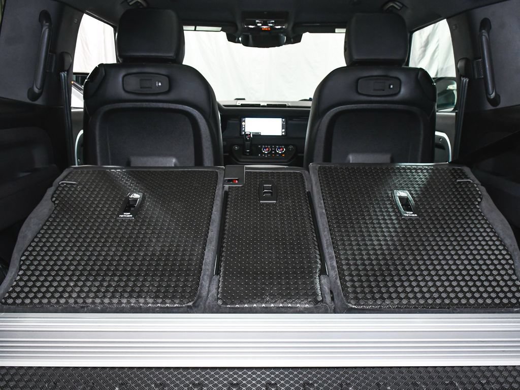 Used 2021 Land Rover Defender 90 X-Dynamic S AWD/4WD image 64