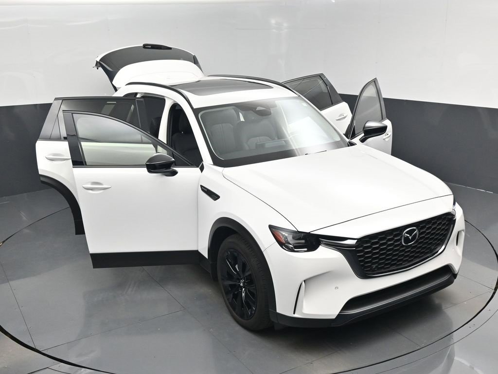 Certified 2025 MAZDA CX-90 Plug-In Hybrid w/Premium Sport image 29