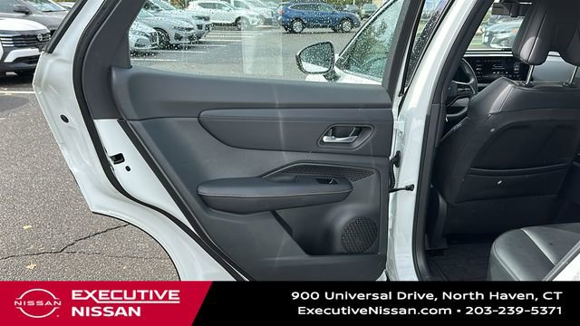 Certified 2023 Nissan Ariya FWD image 23
