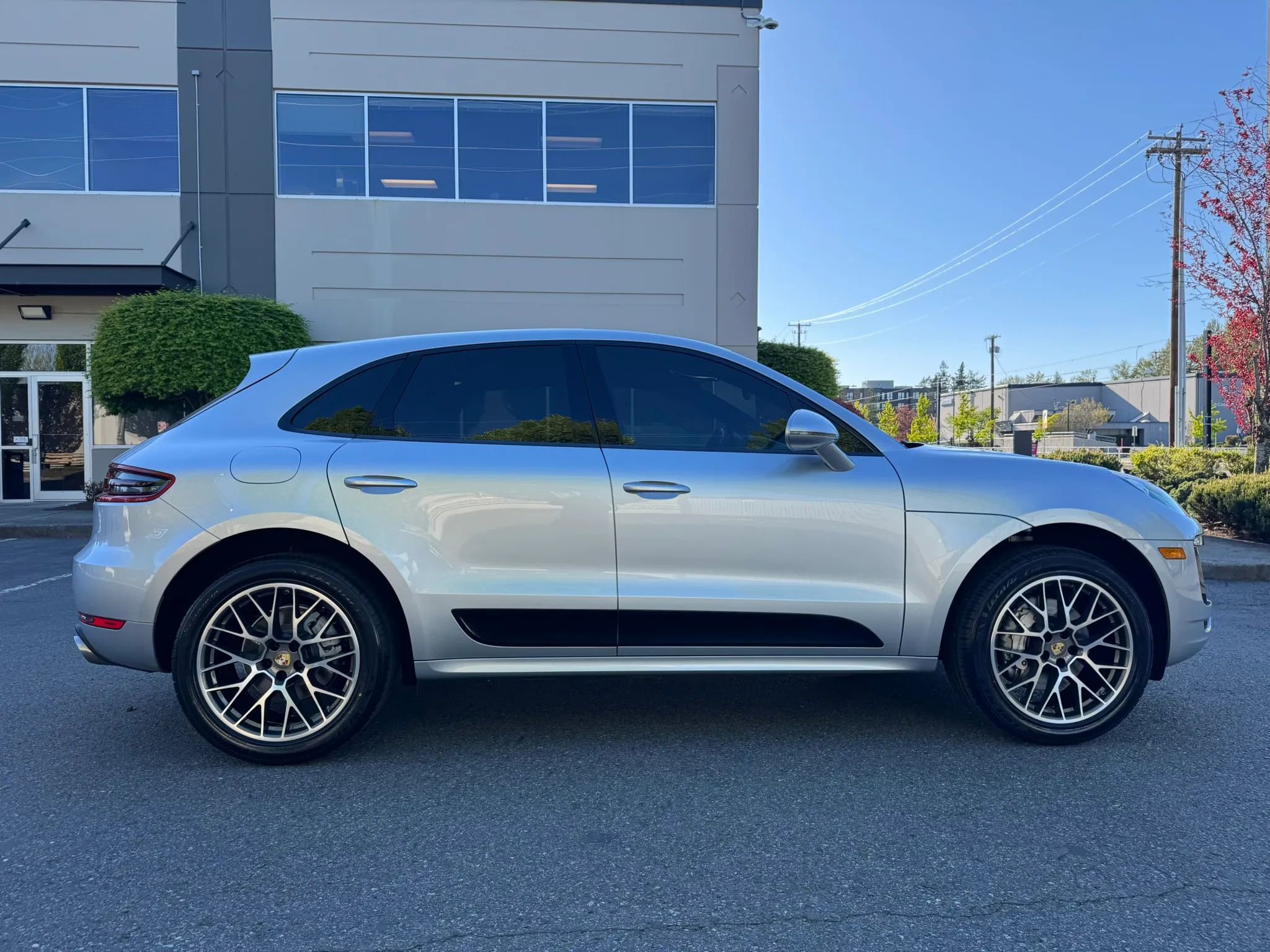 Used 2017 Porsche Macan S AWD/4WD image 11