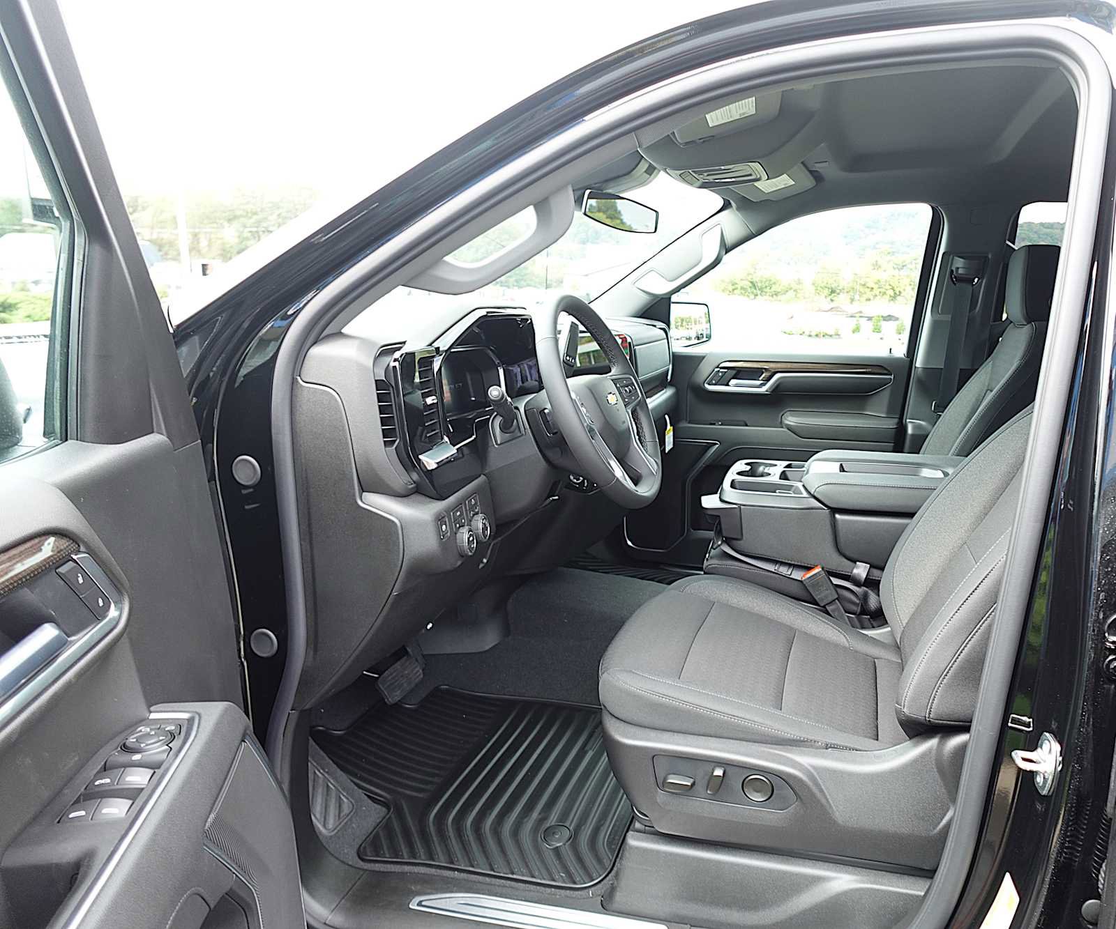 New 2026 Chevrolet Silverado 1500 LT image 23