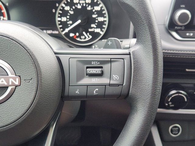 Used 2023 Nissan Rogue S image 37