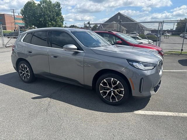 Certified 2025 BMW X3 xDrive30i w/ Premium Package AWD/4WD image 7