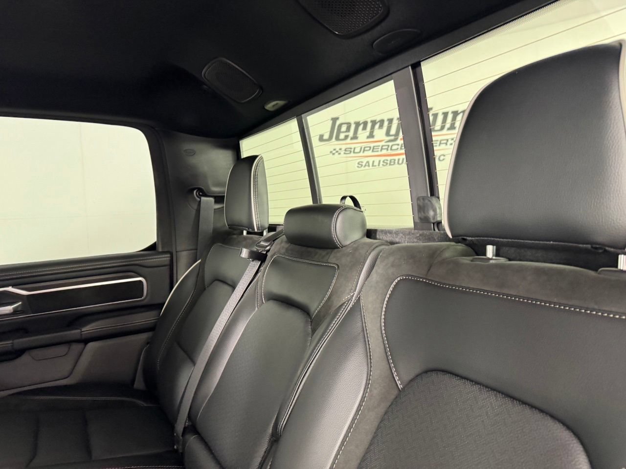 Used 2026 RAM 1500 Laramie w/ Off Road Group AWD/4WD image 26