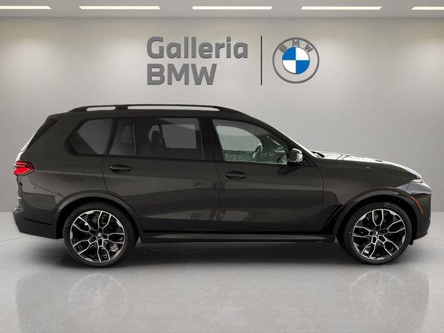 Used 2026 BMW X7 xDrive40i w/ M Sport Package image 7