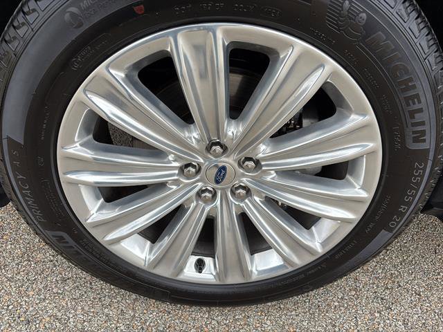 Used 2025 Ford Explorer Platinum w/ LUX Leather Package AWD/4WD image 9