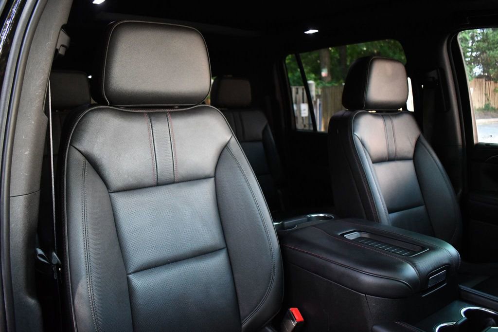 Used 2022 Chevrolet Suburban RST w/ Sport Performance Package image 39