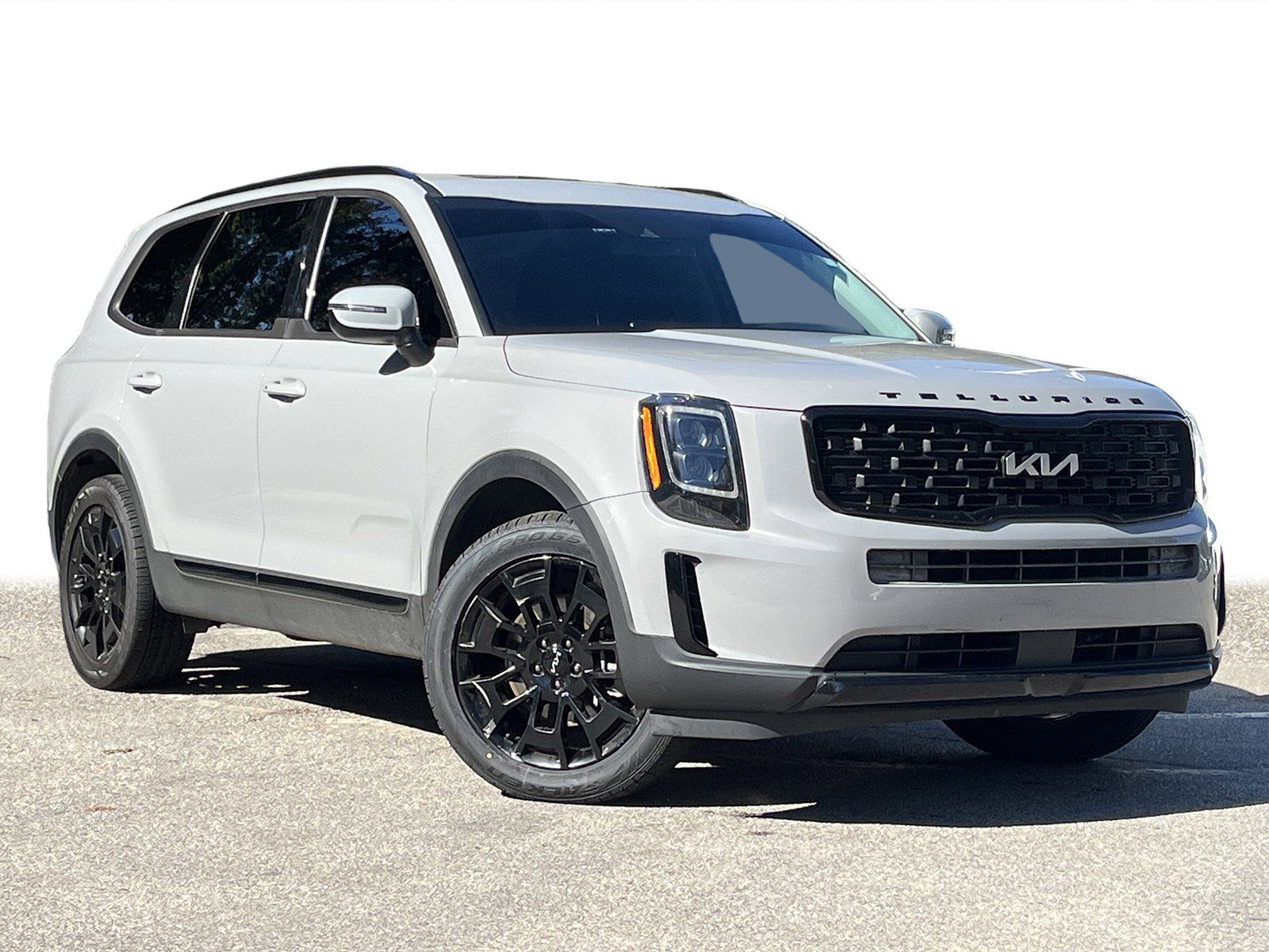 Used 2022 Kia Telluride EX w/ EX Premium Package image 2