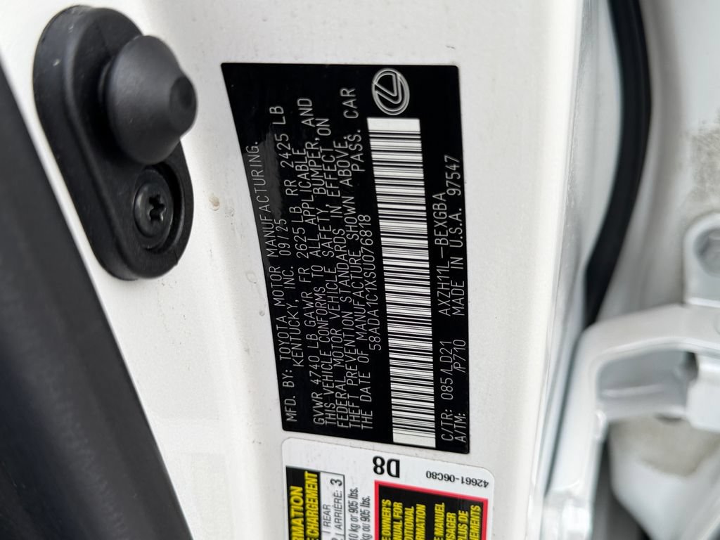 Certified 2025 Lexus ES 300h w/ Premium Package FWD image 28